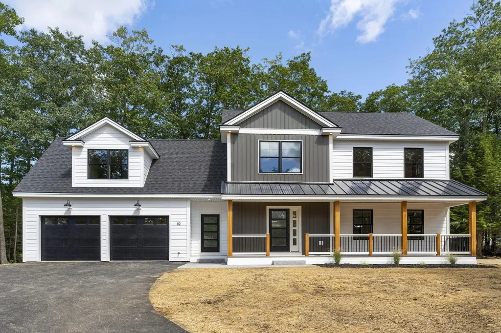 82 Knight Way North Yarmouth ME 04097