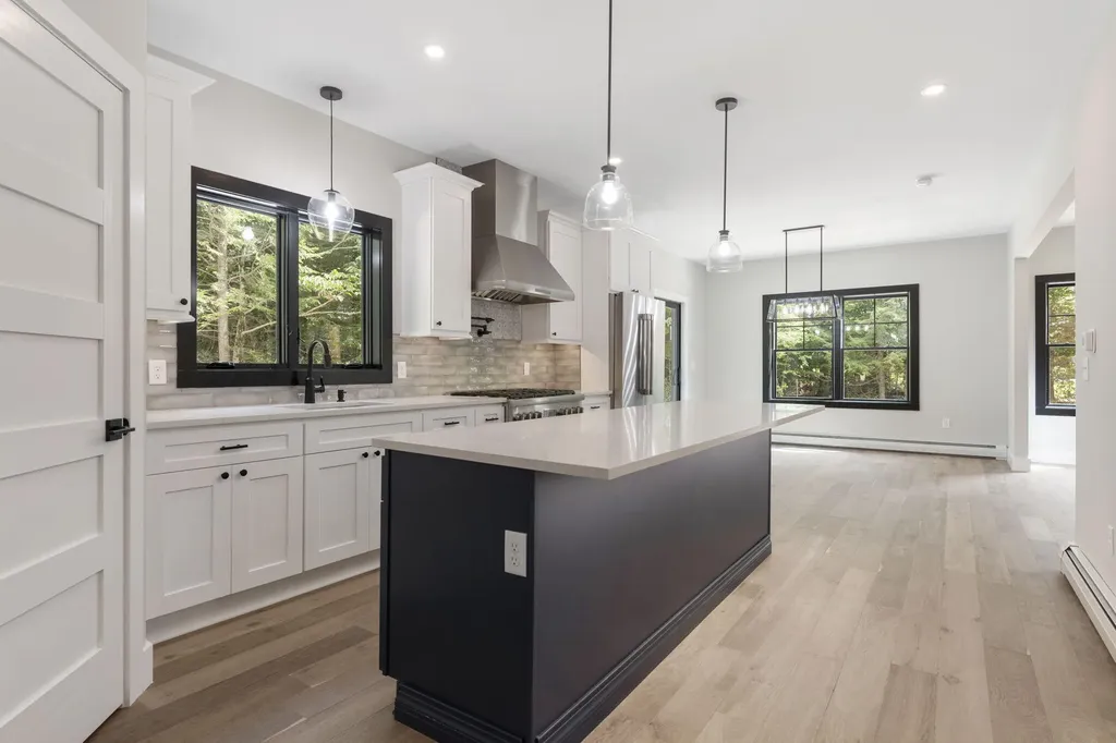 82 Knight Way North Yarmouth ME 04097