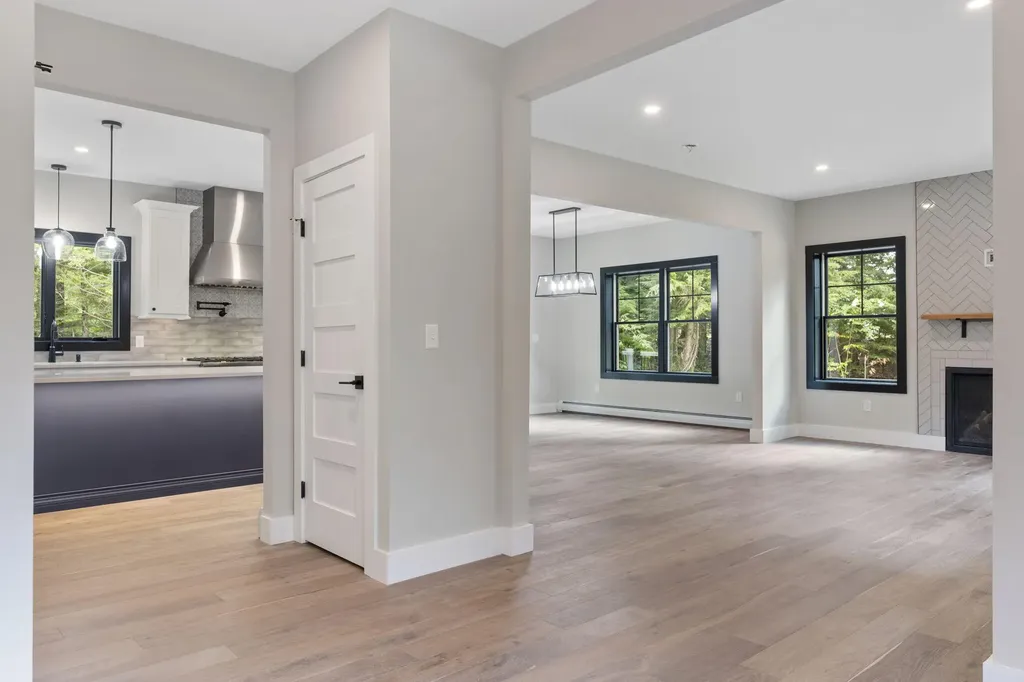 82 Knight Way North Yarmouth ME 04097