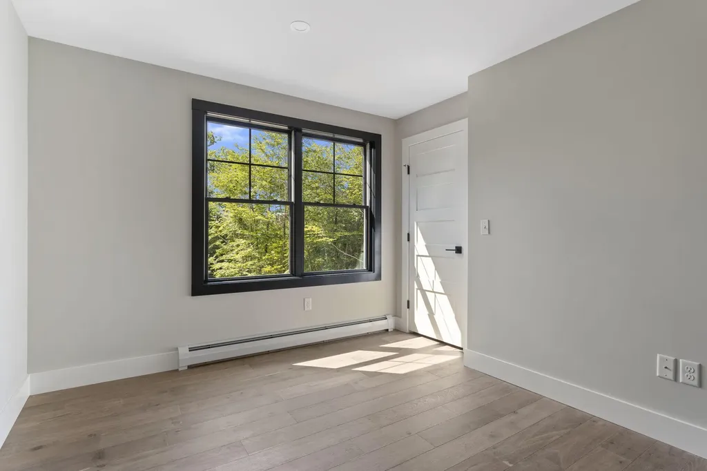 82 Knight Way North Yarmouth ME 04097