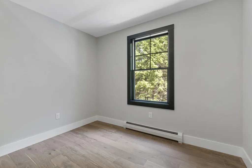 82 Knight Way North Yarmouth ME 04097