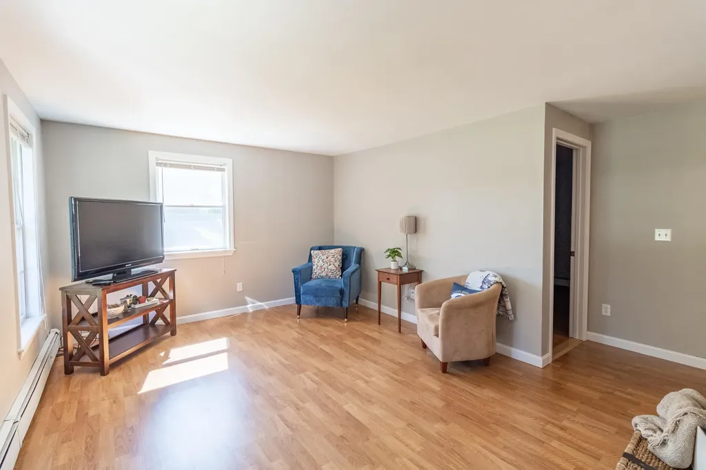3 Hickory Drive Brunswick ME 04011