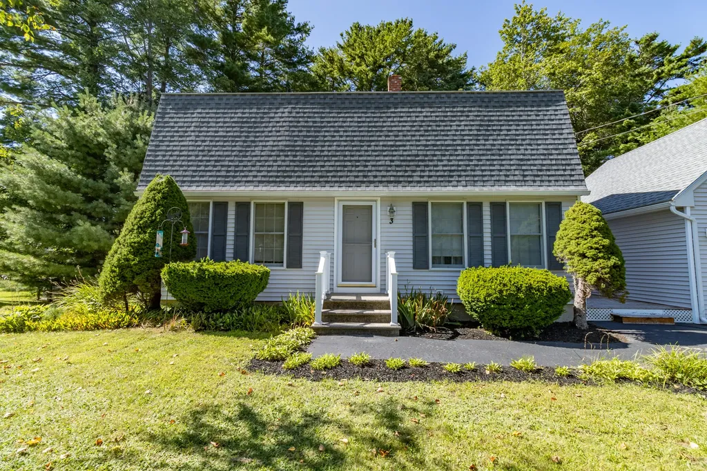 3 Hickory Drive Brunswick ME 04011