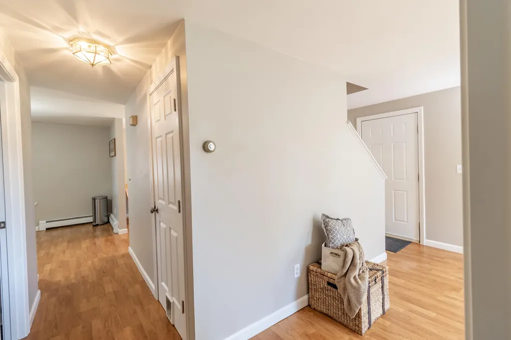 3 Hickory Drive Brunswick ME 04011