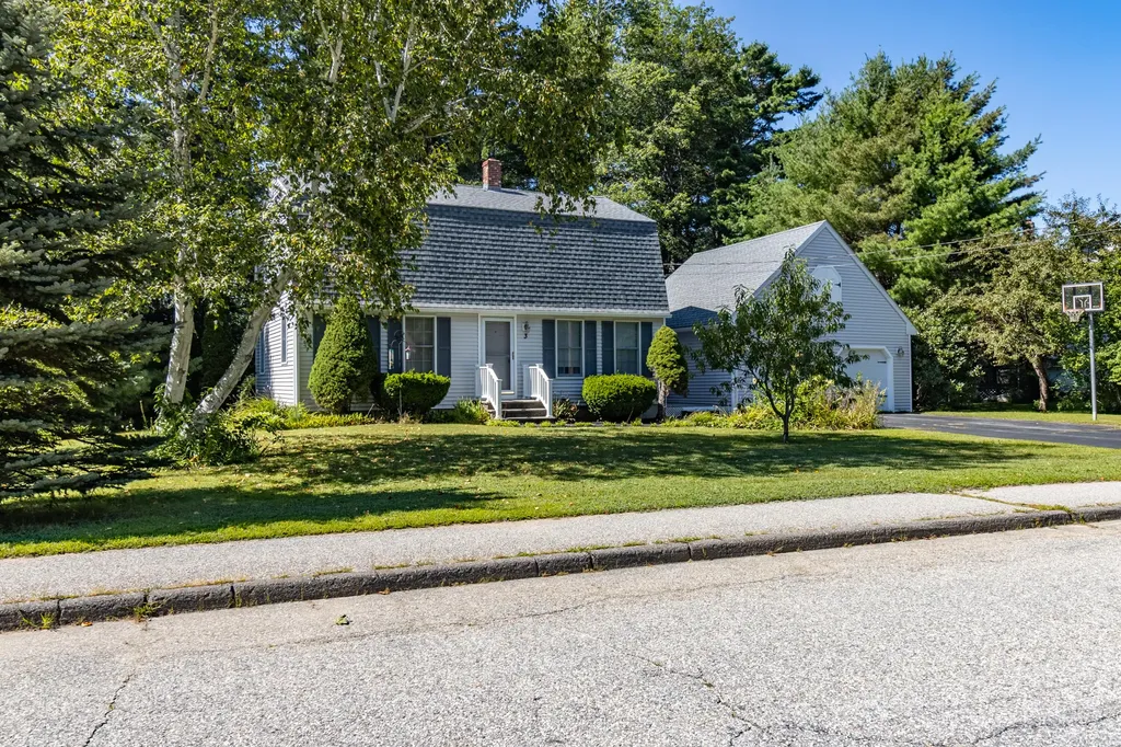 3 Hickory Drive Brunswick ME 04011