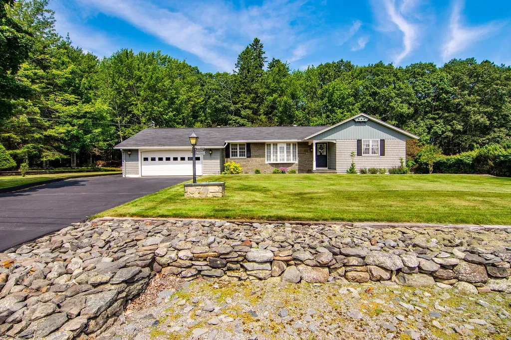 9 Westwood Drive Ellsworth ME 04605
