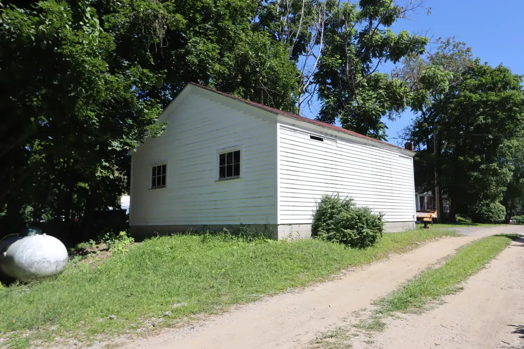 632 Main Street Lewiston ME 04240