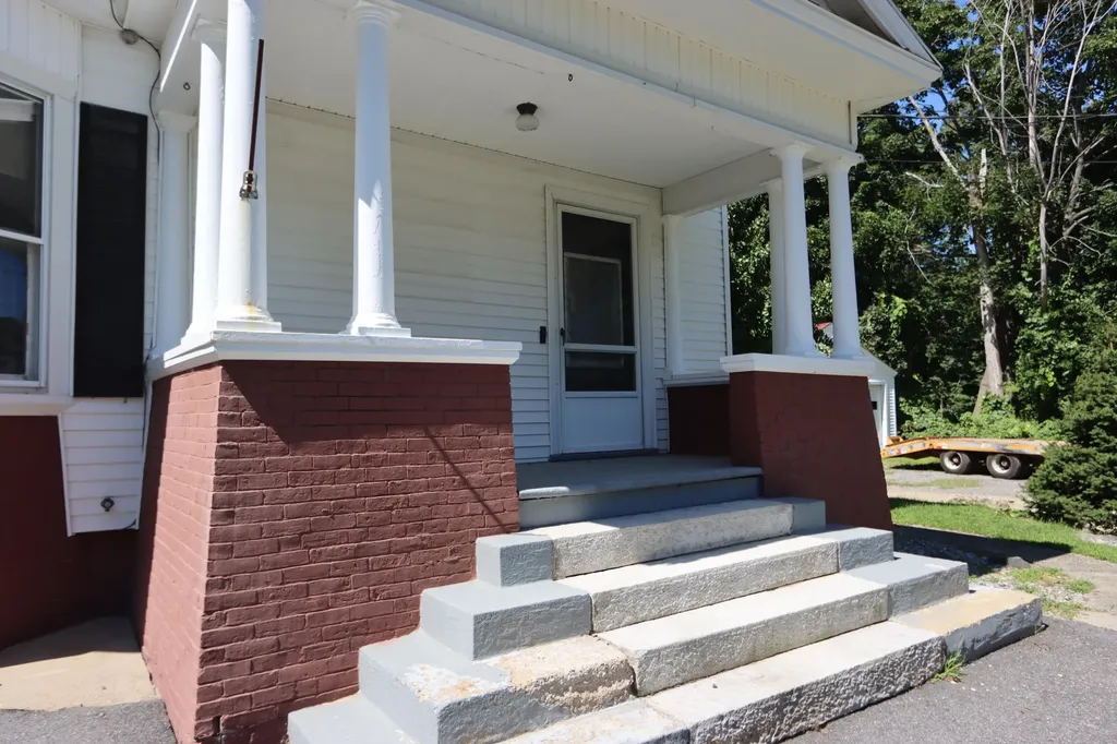 632 Main Street Lewiston ME 04240