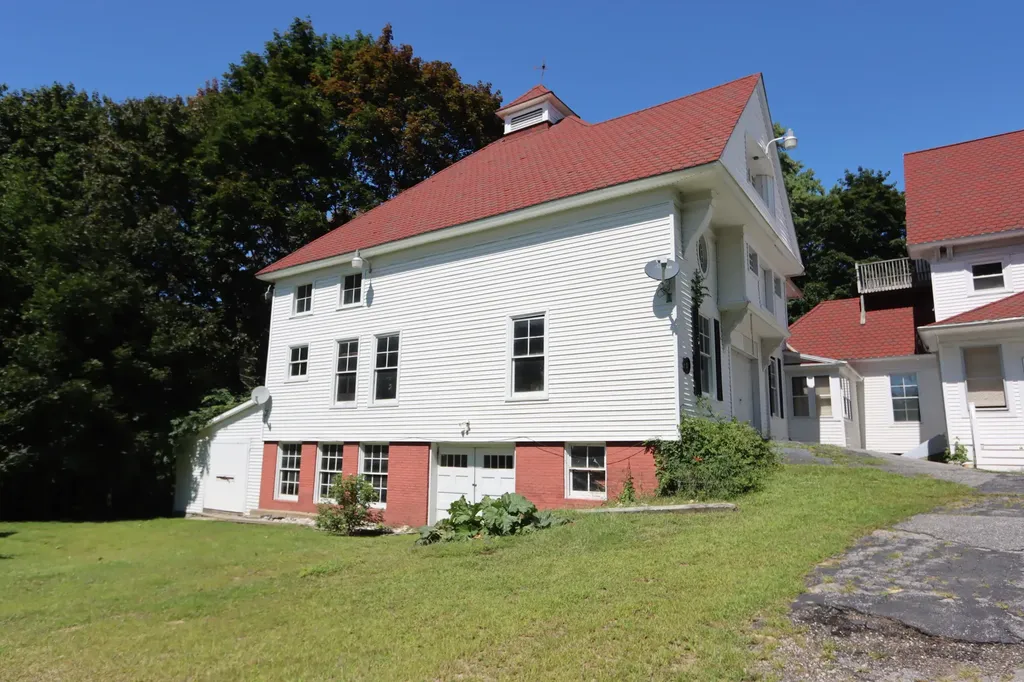 632 Main Street Lewiston ME 04240