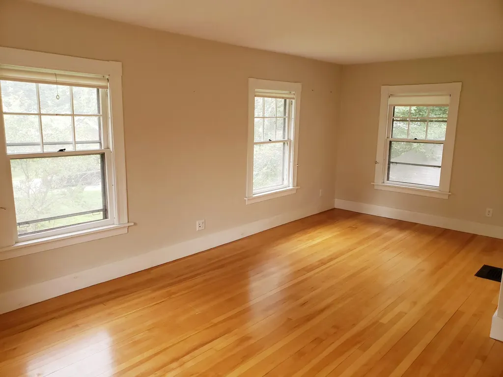 118 Stewart Avenue Farmington ME 04938