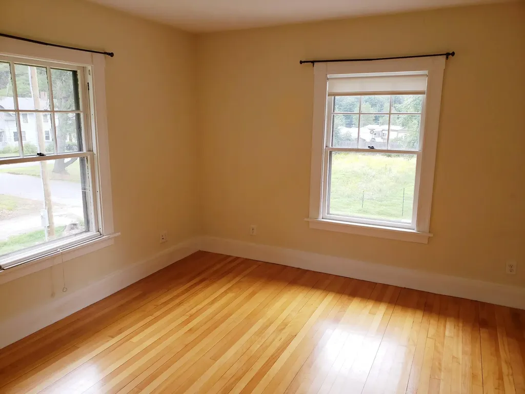 118 Stewart Avenue Farmington ME 04938