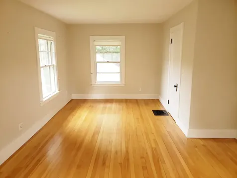 118 Stewart Avenue Farmington ME 04938