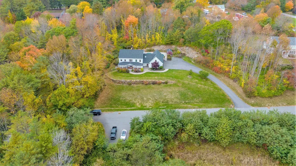 19 Salty Dog Way Falmouth ME 04105