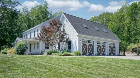 19 Salty Dog Way Falmouth ME 04105