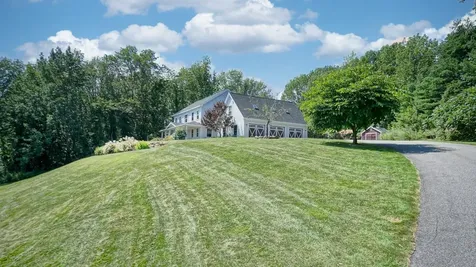 19 Salty Dog Way Falmouth ME 04105