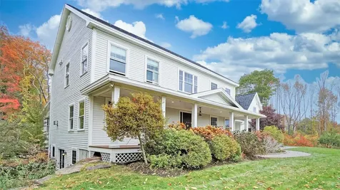 19 Salty Dog Way Falmouth ME 04105