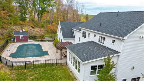19 Salty Dog Way Falmouth ME 04105