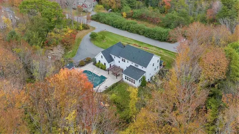 19 Salty Dog Way Falmouth ME 04105