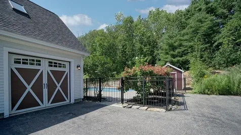 19 Salty Dog Way Falmouth ME 04105