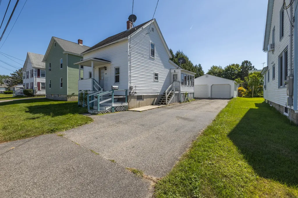 14 Clarendon Street Biddeford ME 04005