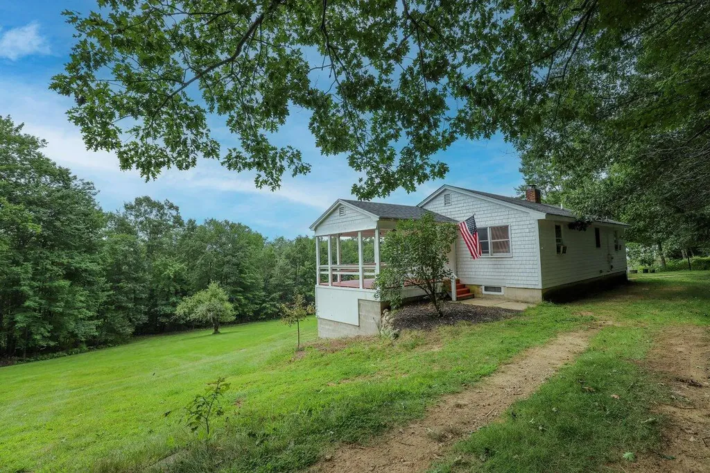 47 Banks Road Parsonsfield ME 04047
