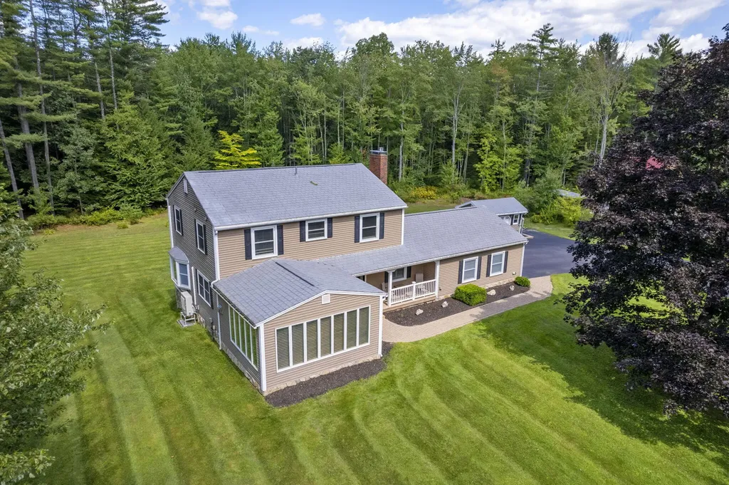 75 Sunderland Drive Auburn ME 04210