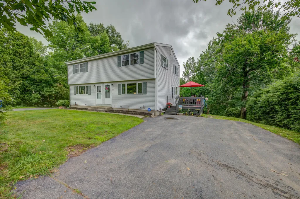 433 Duck Pond Road Westbrook ME 04092