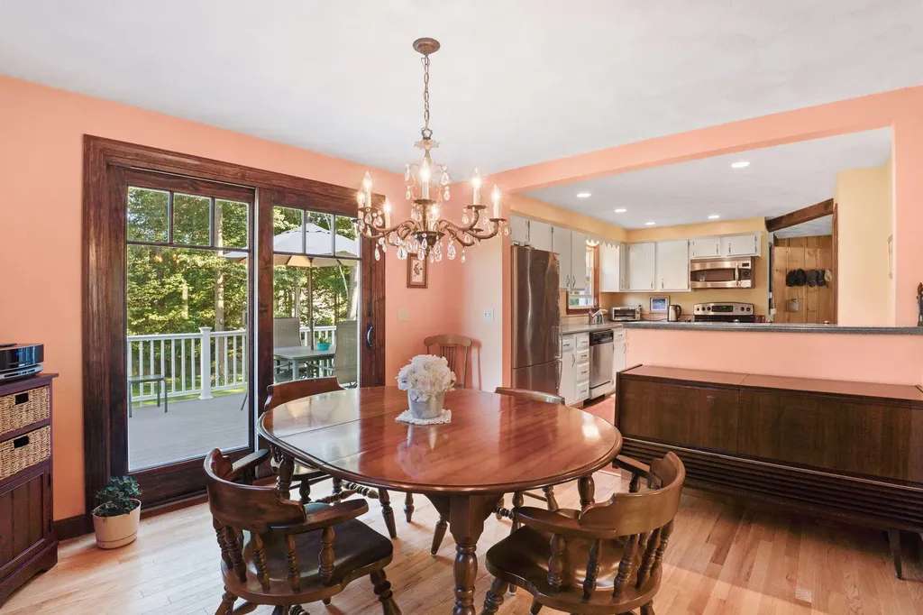 15 Cannon Lane Scarborough ME 04074