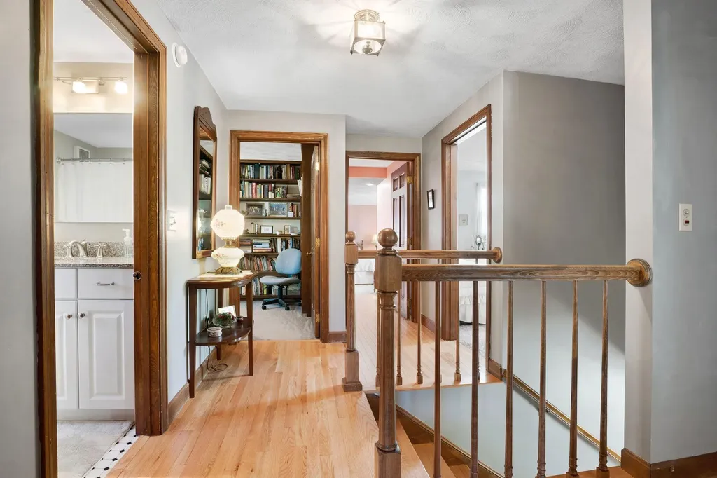 15 Cannon Lane Scarborough ME 04074