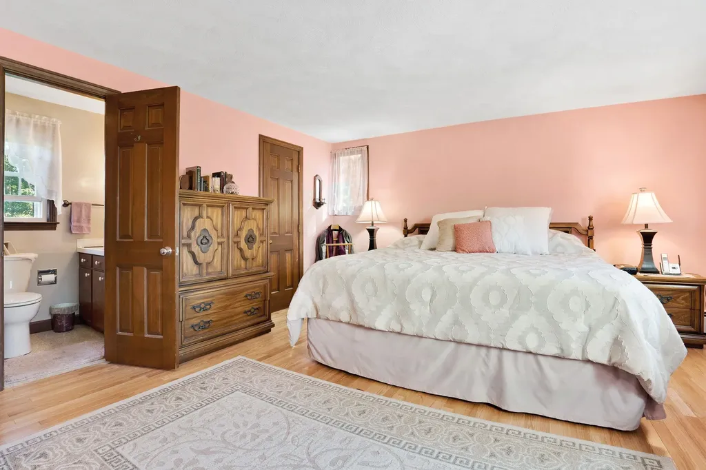 15 Cannon Lane Scarborough ME 04074