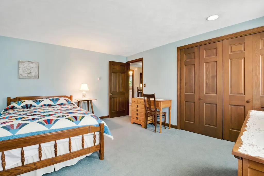 15 Cannon Lane Scarborough ME 04074