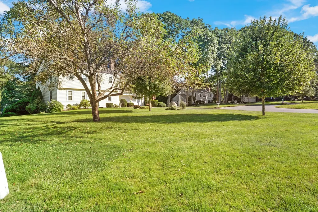 15 Cannon Lane Scarborough ME 04074