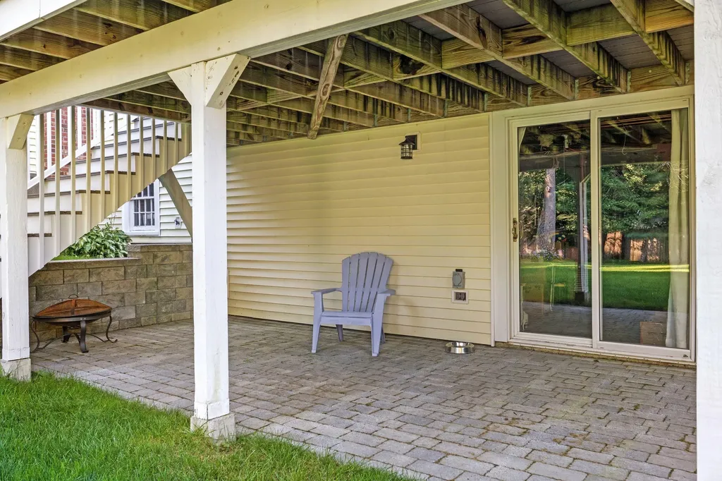 15 Cannon Lane Scarborough ME 04074