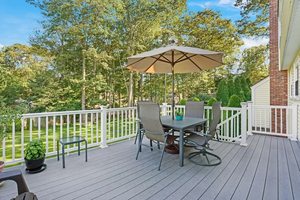 15 Cannon Lane Scarborough ME 04074