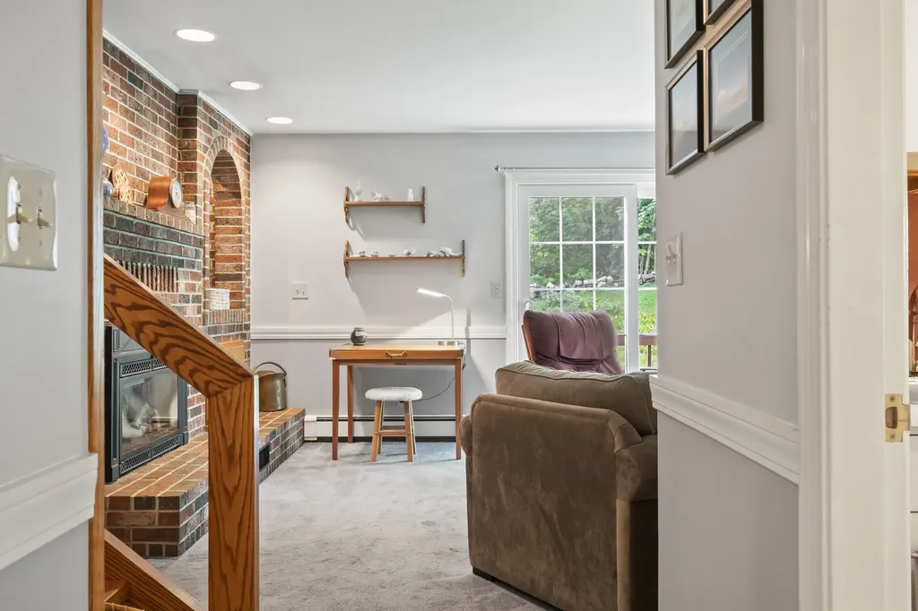 22 Rejane Avenue Lewiston ME 04240