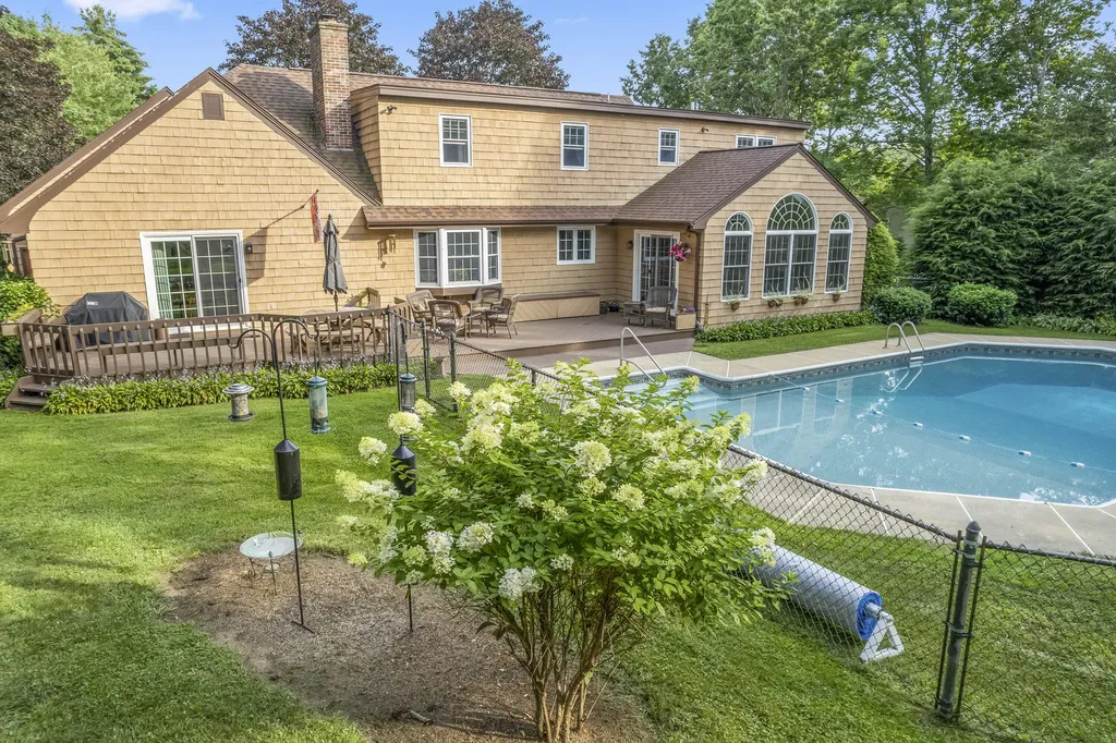 22 Rejane Avenue Lewiston ME 04240