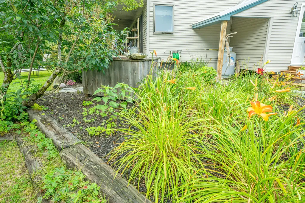 1138 River Road Solon ME 04979