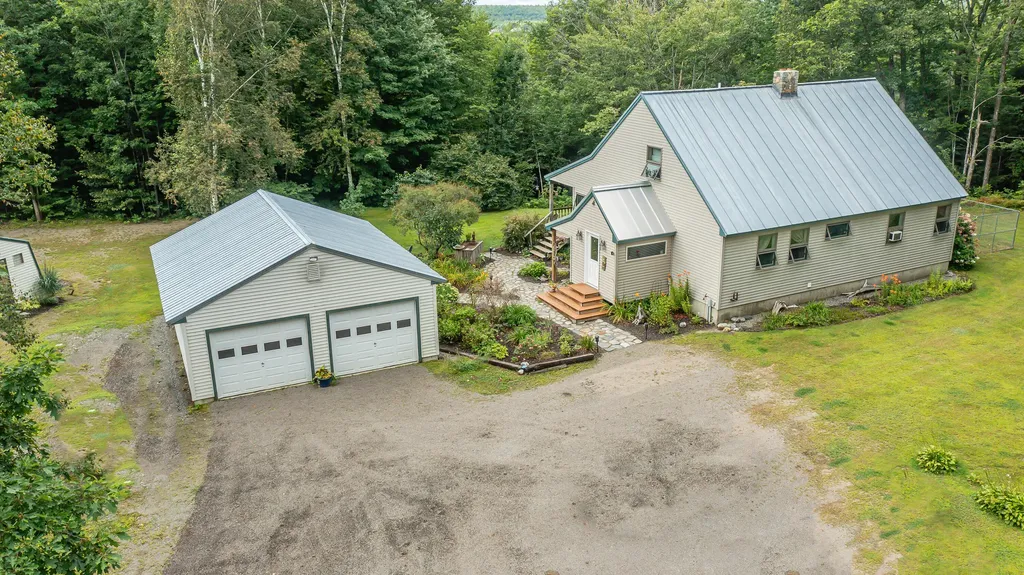 1138 River Road Solon ME 04979