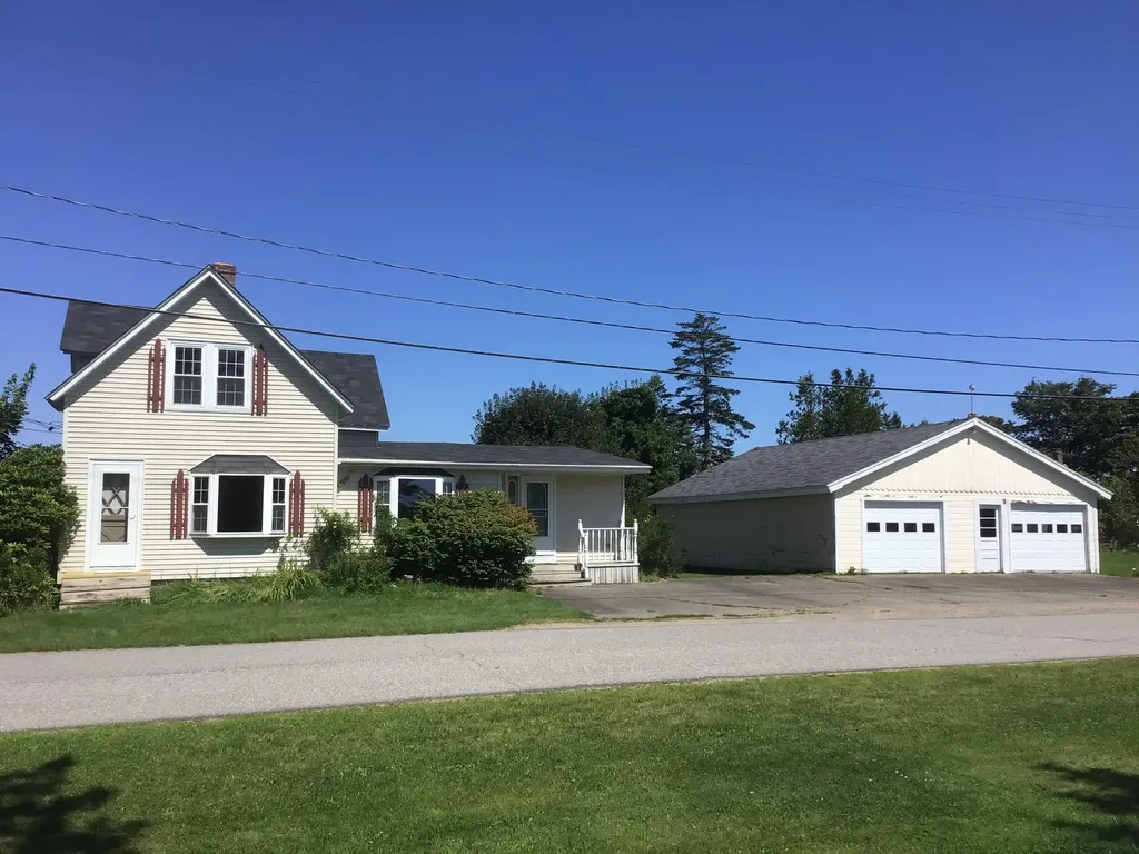 7 Barron Road Eastport ME 04631