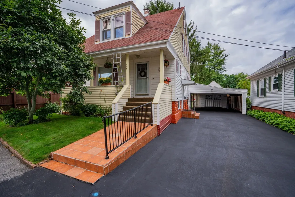 173 Walton Street Portland ME 04103