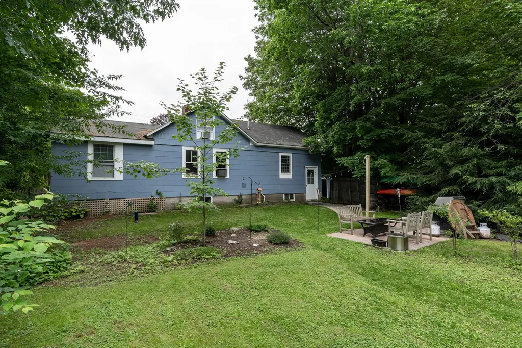 22 Morse Street Freeport ME 04032