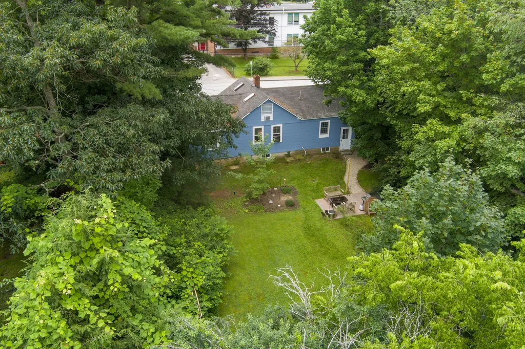 22 Morse Street Freeport ME 04032