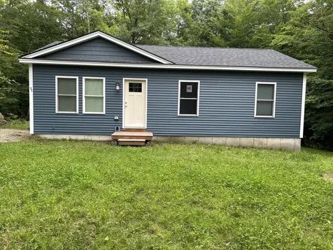 33 Escott Way Naples ME 04055