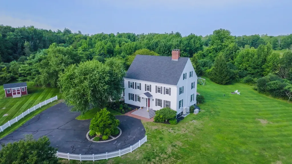 335 Winthrop Street Hallowell ME 04347