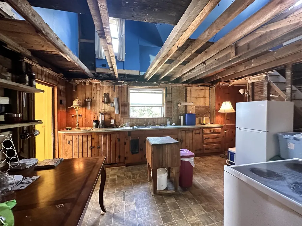 77 Rankin Street Rockland ME 04841
