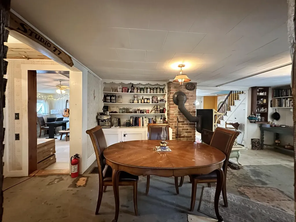 77 Rankin Street Rockland ME 04841