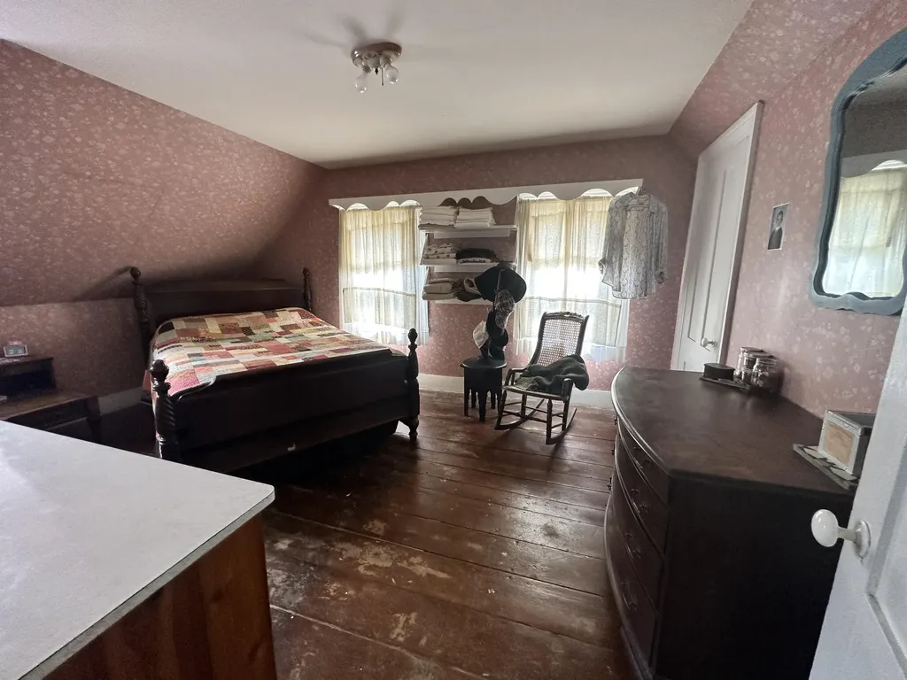 77 Rankin Street Rockland ME 04841