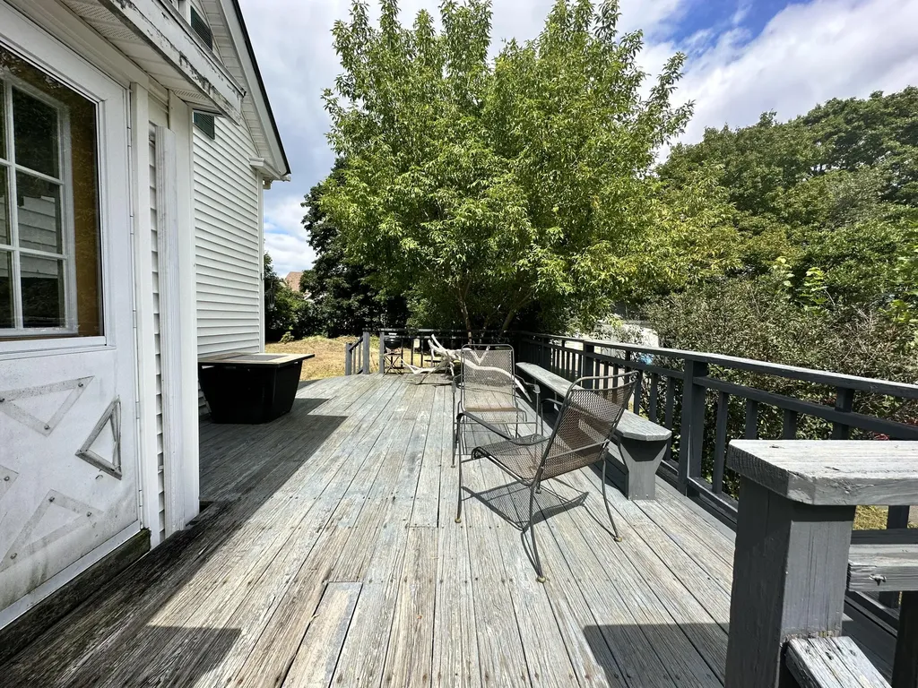 77 Rankin Street Rockland ME 04841