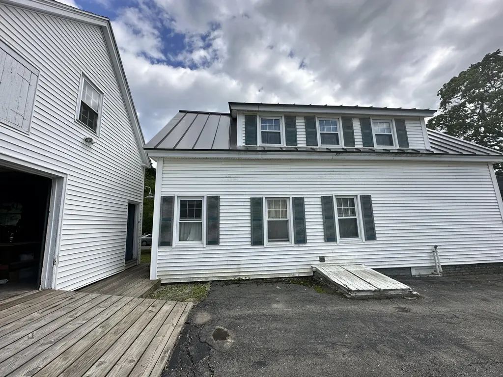 77 Rankin Street Rockland ME 04841