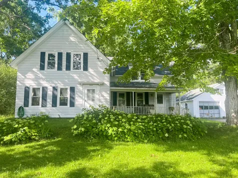 45 S Bay Road Franklin ME 04634